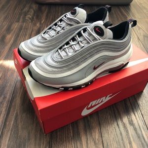 EUC NIKE Air Max 97 OG QS Silver